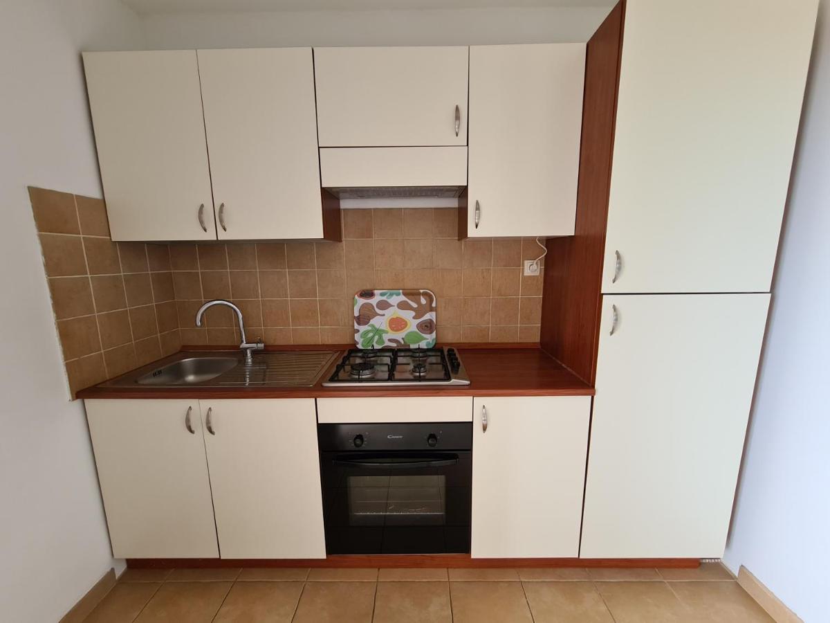 Apartments Linda Palit Zewnętrze zdjęcie