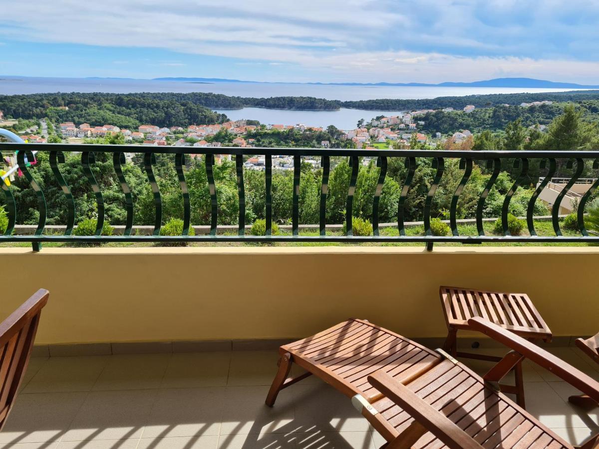 Apartments Linda Palit Zewnętrze zdjęcie