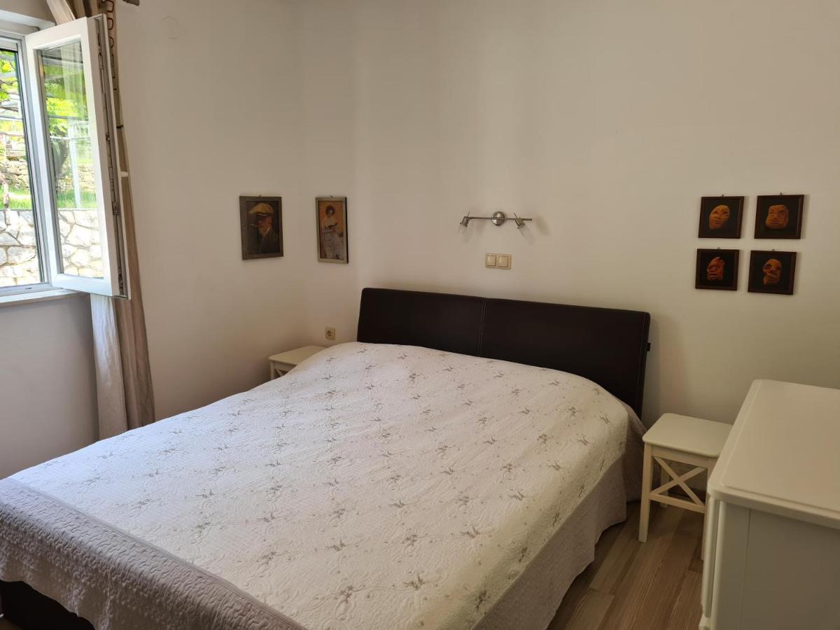 Apartments Linda Palit Zewnętrze zdjęcie